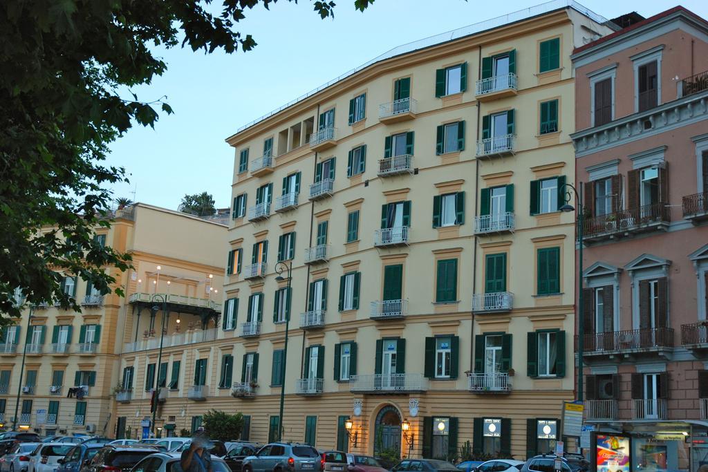 Palazzo Mele Residence نابولي المظهر الخارجي الصورة